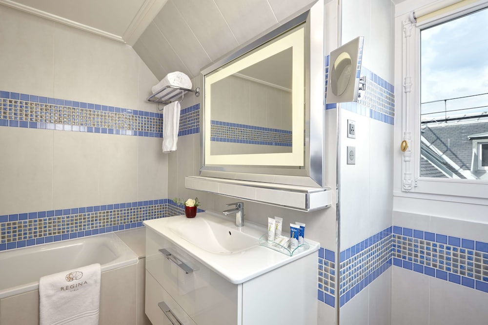 Parisian Suite Parisian Suite
