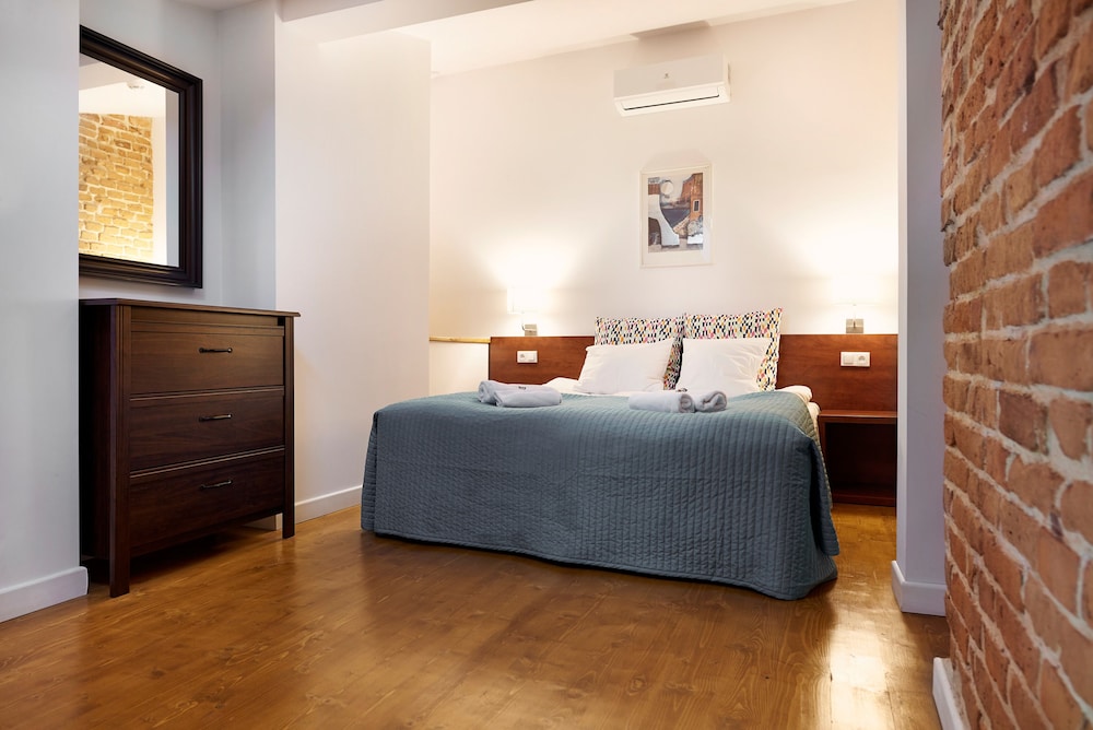Design Studio Suite, 1 Bedroom, Mezzanine photo 1