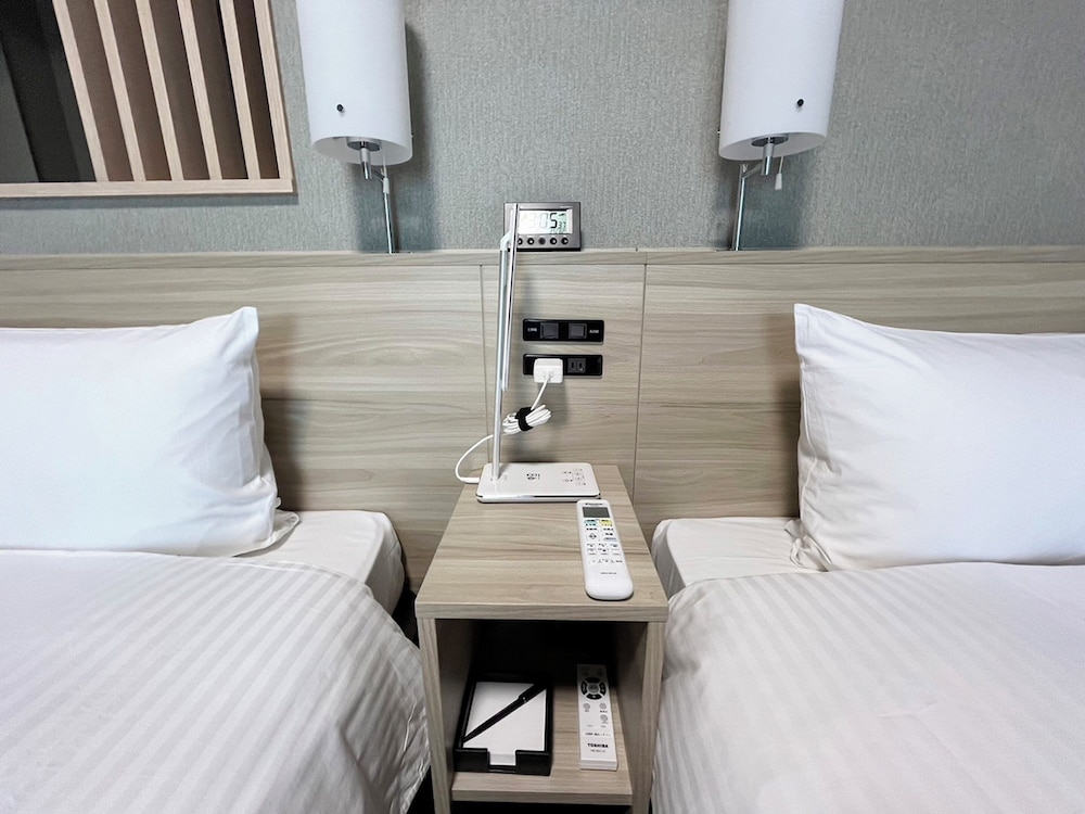 Twin Room, Non Smoking photo 2