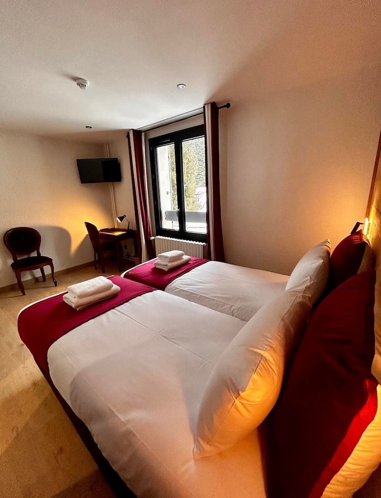 Classic Twin Room - Photo 3