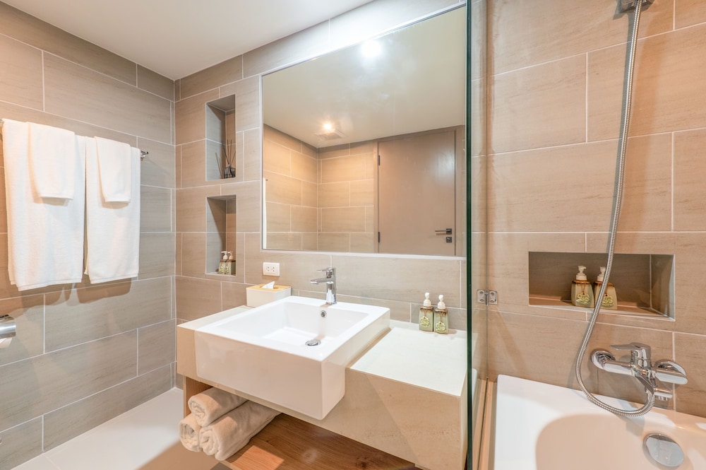 City Double Room, 1 Bedroom, Non Smoking, City View - Photo 4
