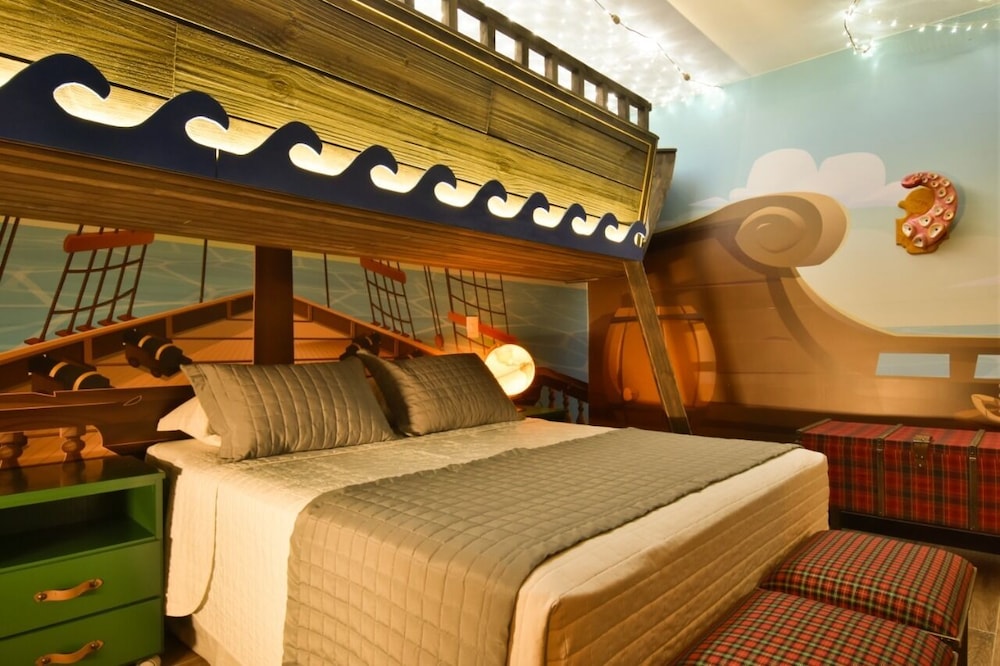 Family Quadruple Room photo 3