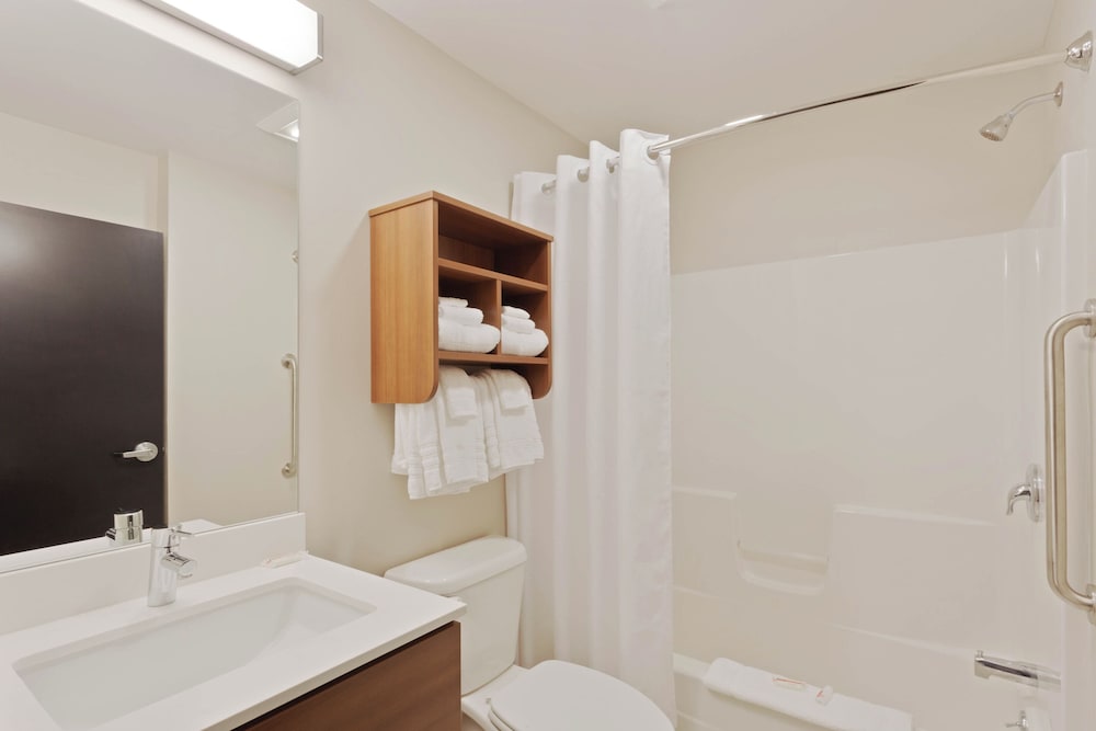Basic Double Room photo 2