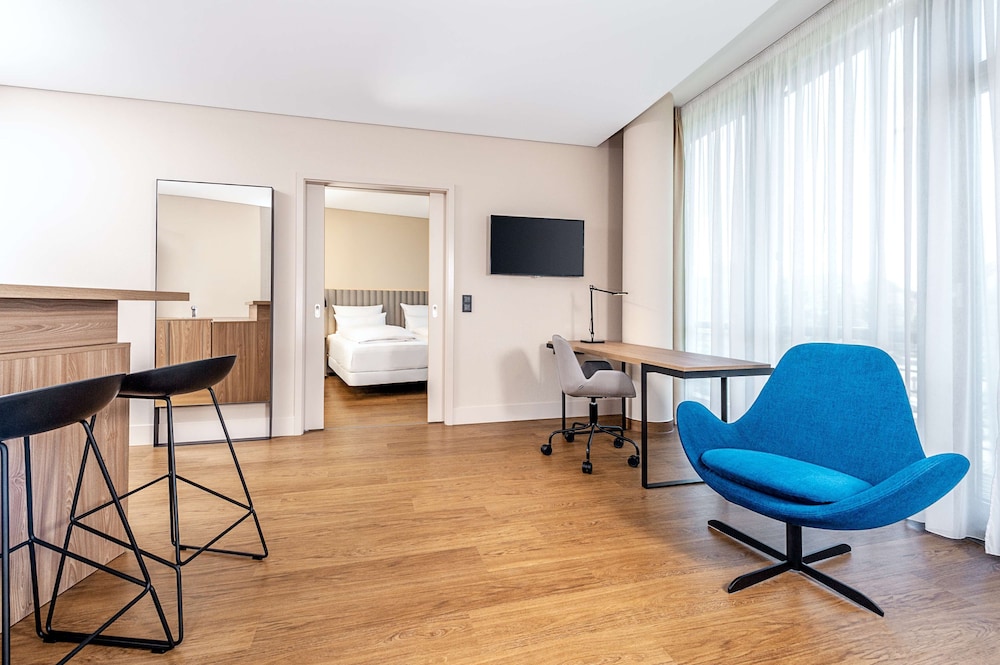 Junior Suite (Extra Bed 3 adults)