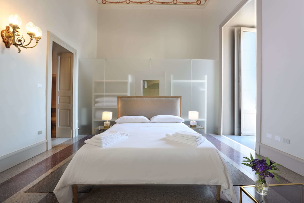 Deluxe Double Room, 1 Queen Bed, Sauna photo 1