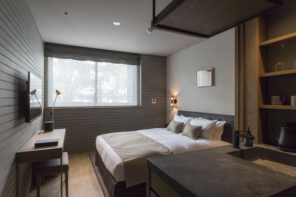 Standard Double Room - Photo 23