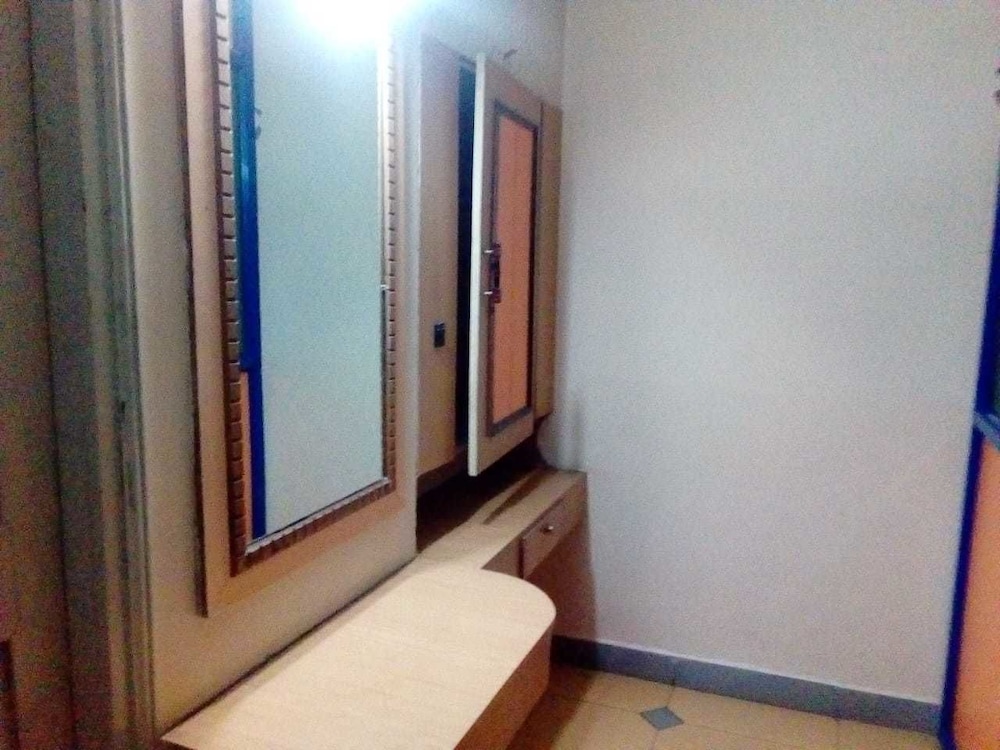 Single Non Ac Room photo 1