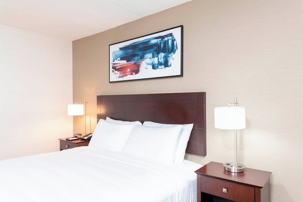 Standard Room, 1 Queen Bed - Photo 2
