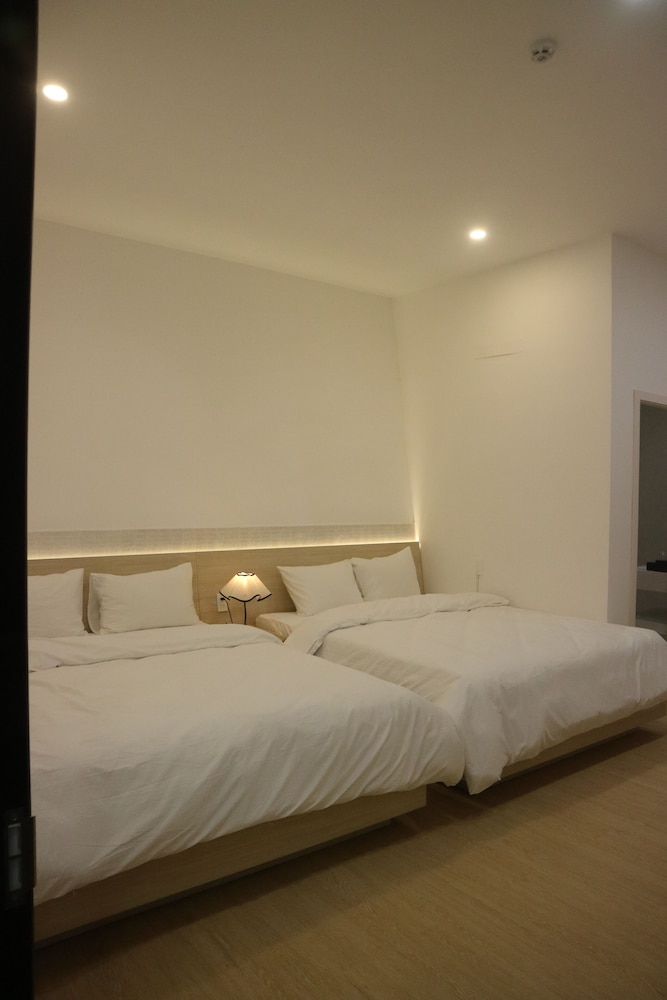 Standard Room, 2 Queen Beds