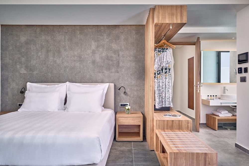 Deluxe Junior Suite Eagle's Eye,Private Pool,Sea View