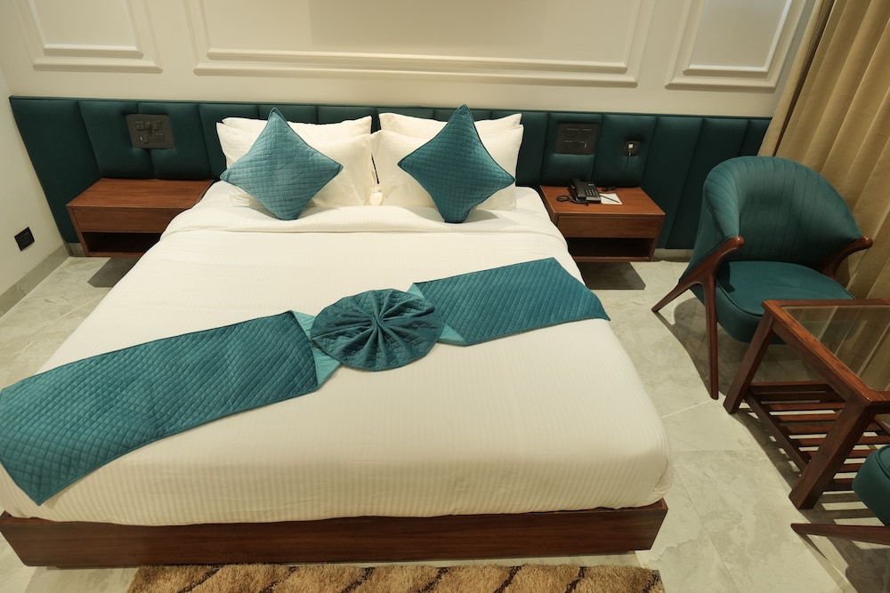 Deluxe Double Room photo 2