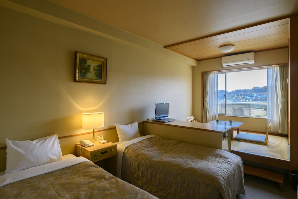 Standard Japanese Western-style Room, Mogamigawa River view, Non Smoking