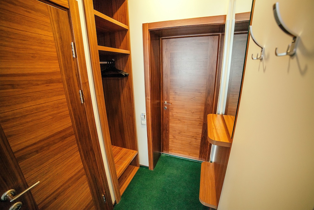 Standard Double Room photo 2