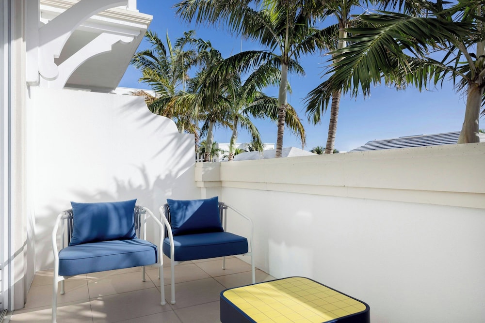 Deluxe Room, 2 Queen Beds, Balcony, City View - Photo 3