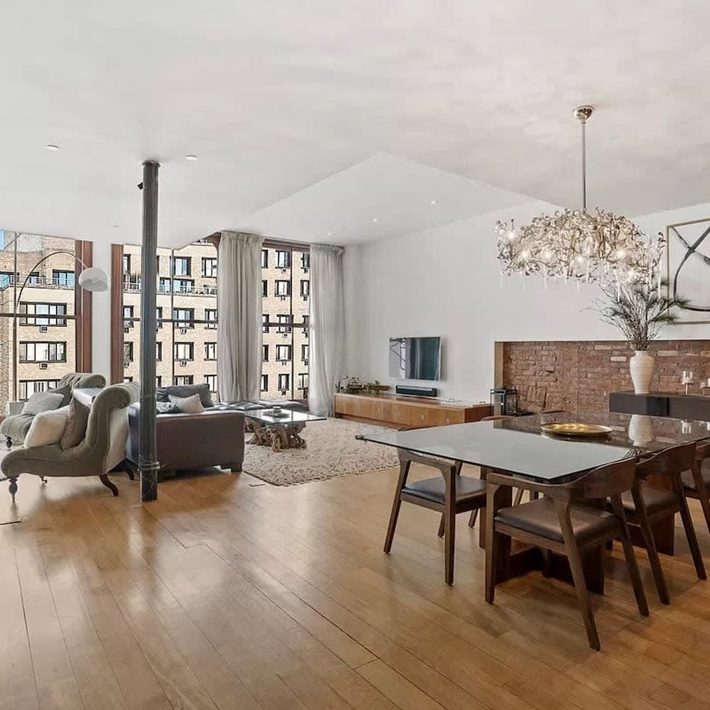 Apartment photo 1