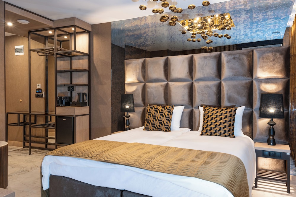 Grand Suite - Photo 3