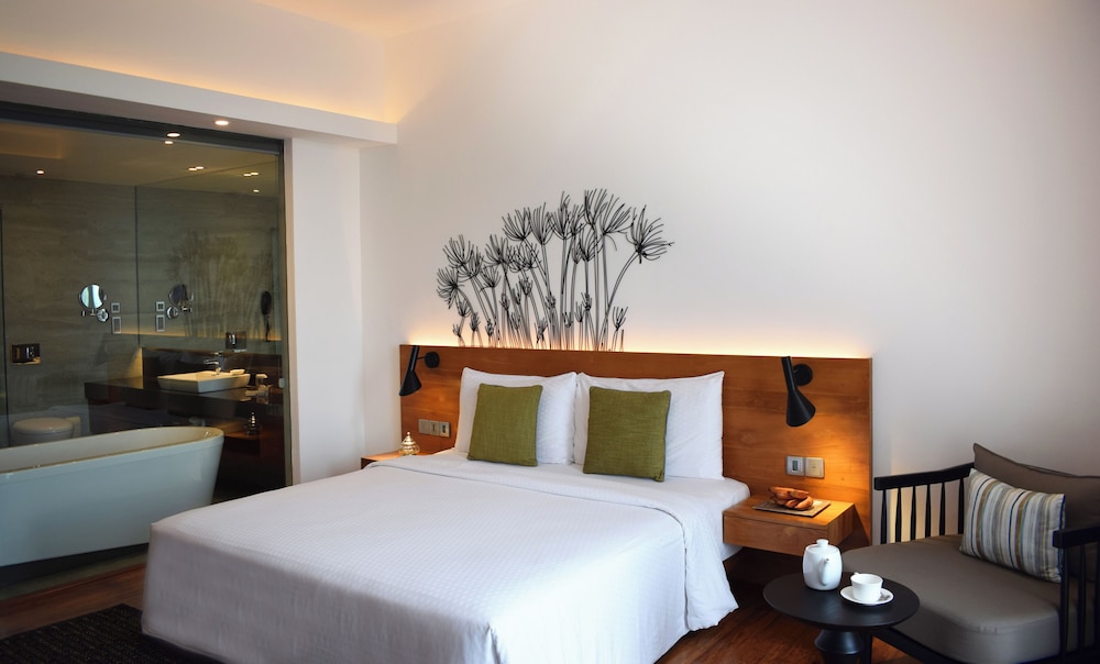 Super Deluxe Double Room