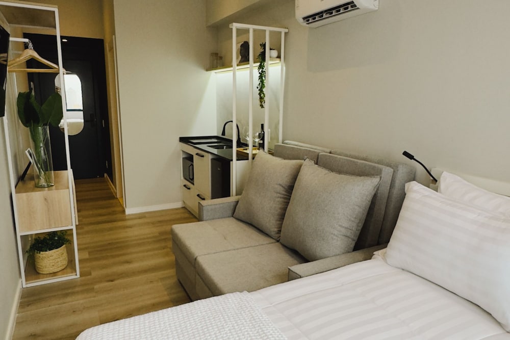 Superior Studio, 1 Double Bed with Sofa bed, photo 6