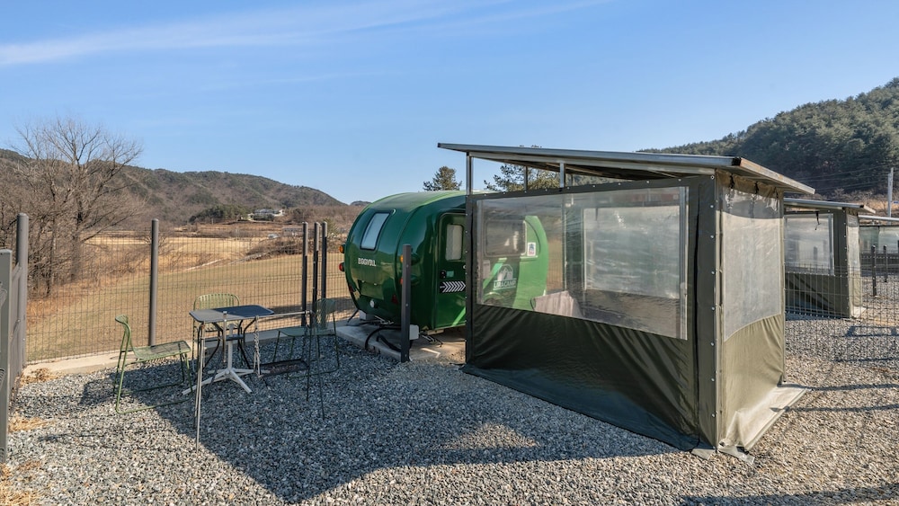 Basic Room, 1 Bedroom (Gamseong Caravan 04) photo 1