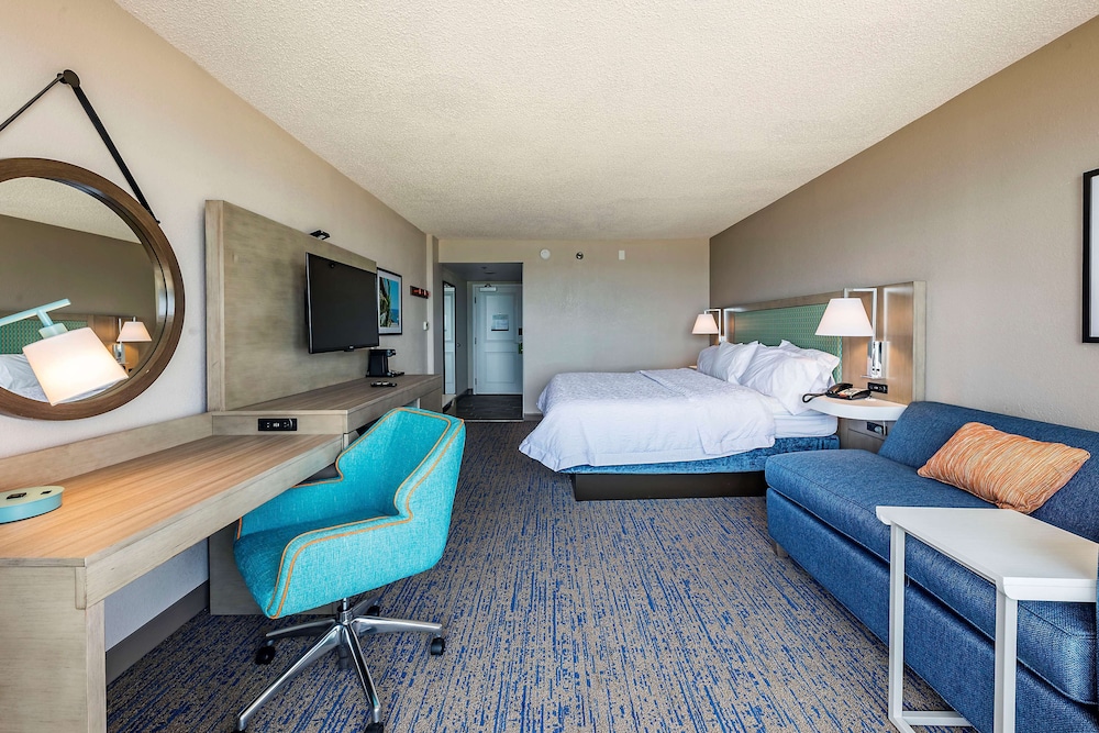 Classic Room, 1 King Bed, Ocean View (Study, Chaise)