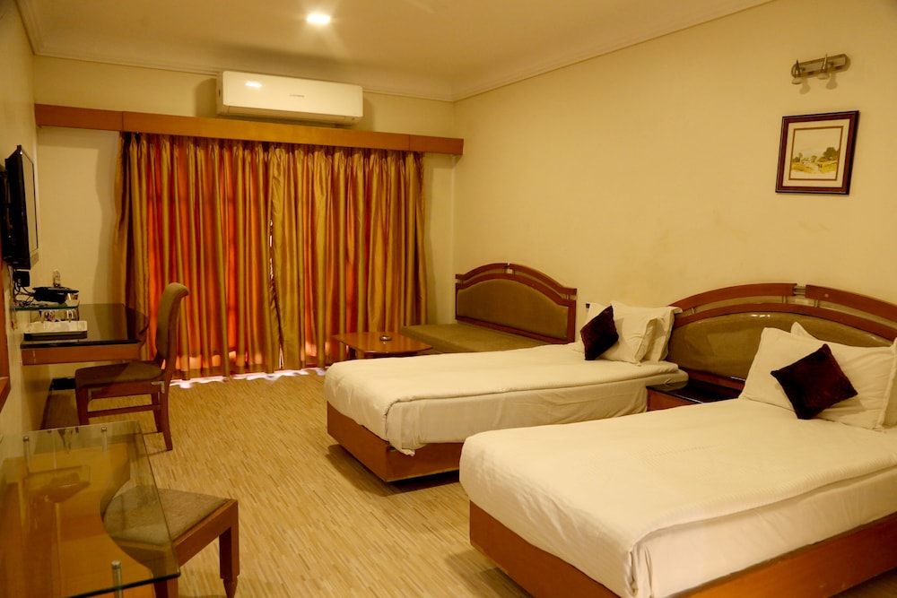 Double or Twin Room photo 1