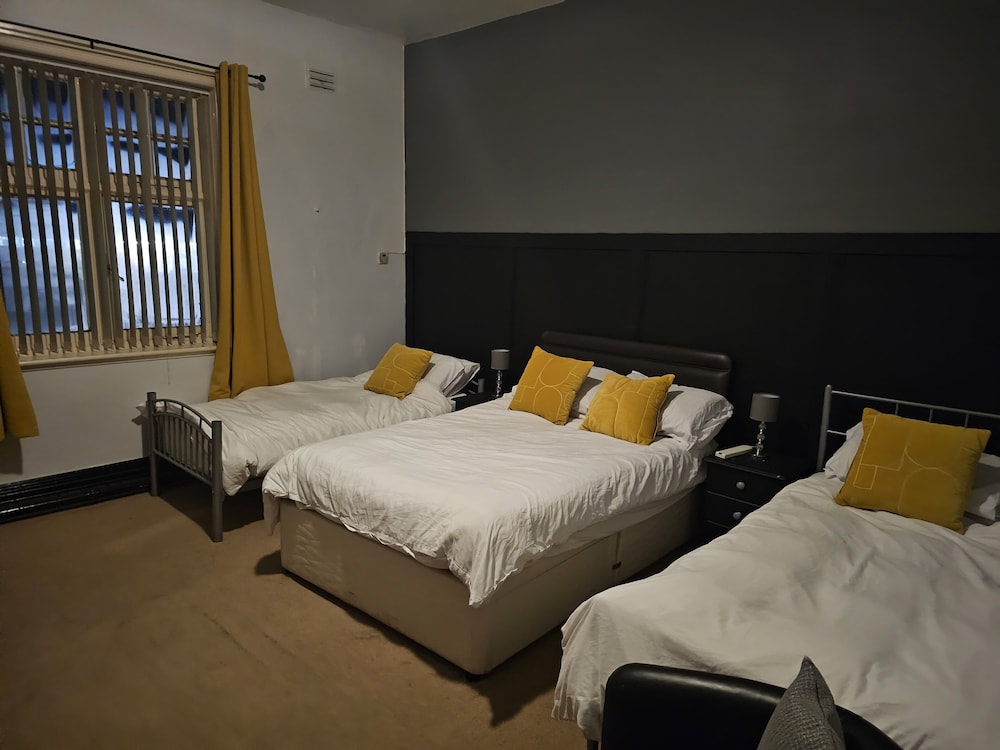 Basic Quadruple Room