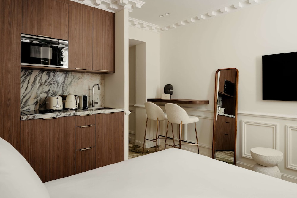 Premium Studio photo 3
