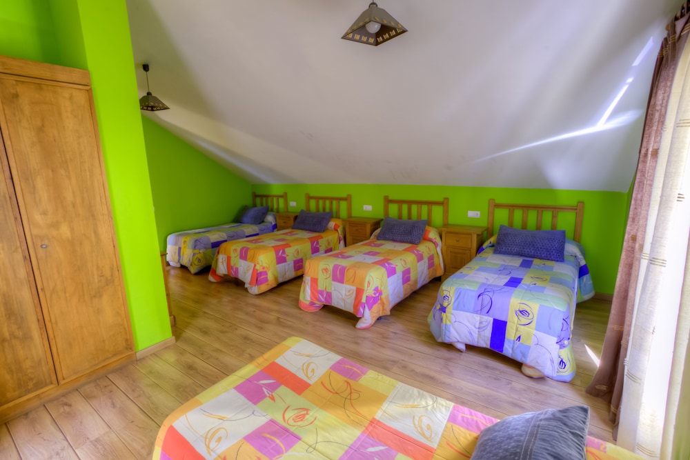Family Room - Photo 7