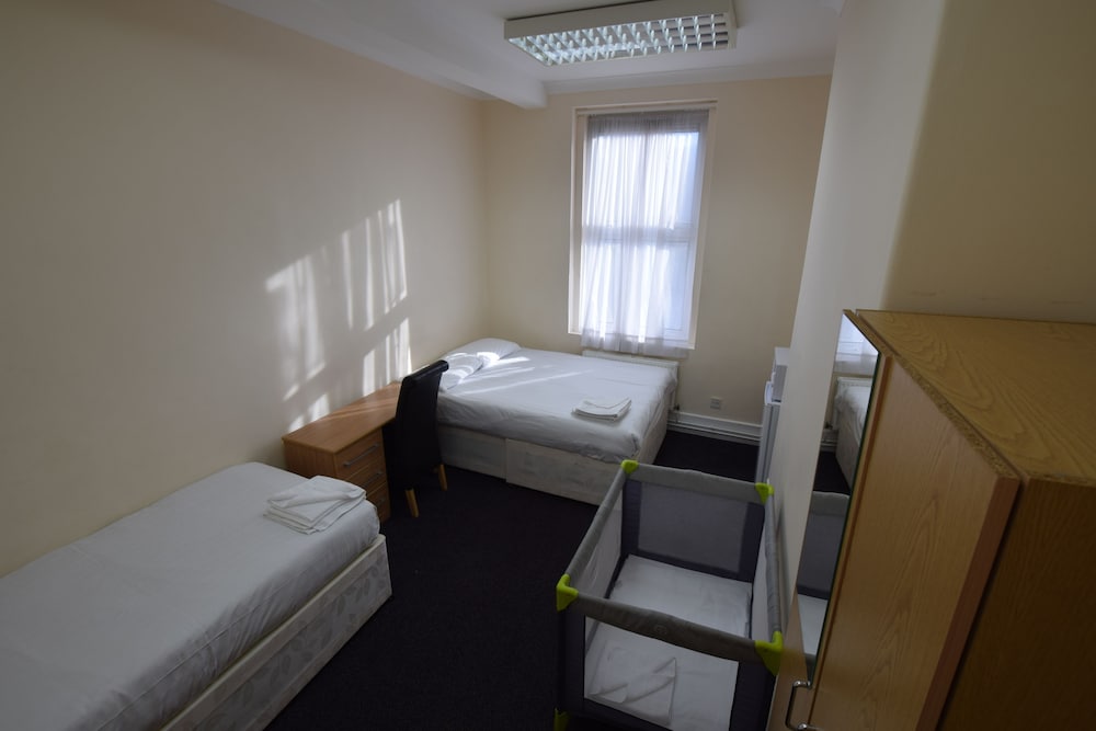 Triple Room - Photo 3