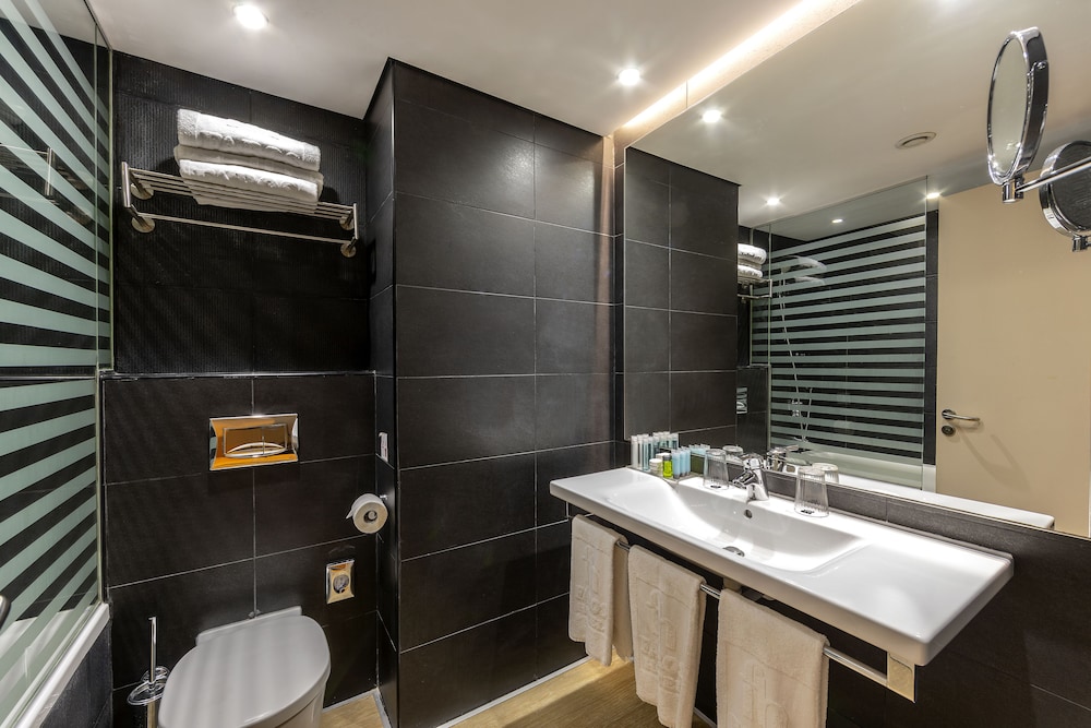 Standard Room, Sea View - Photo 5