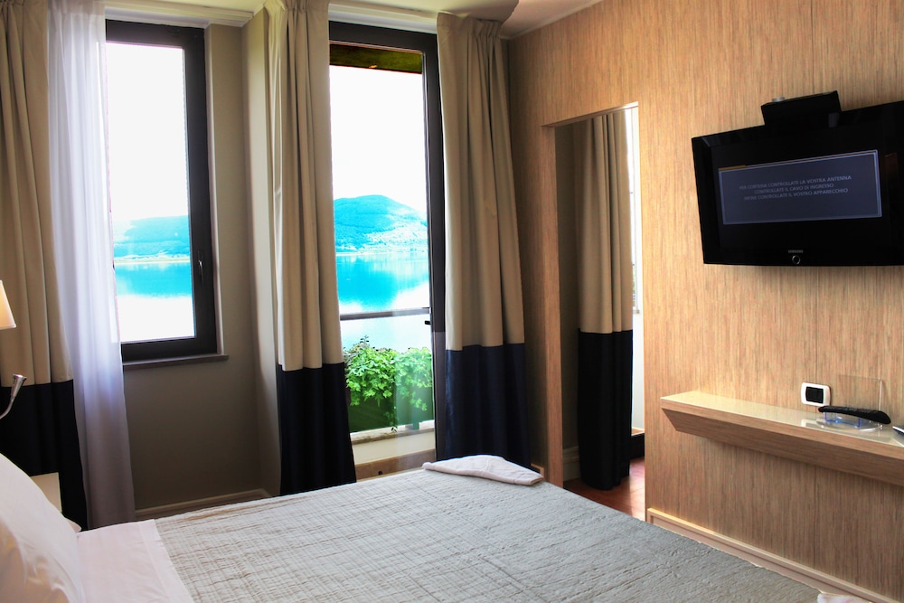 Luxury Studio Suite photo 1
