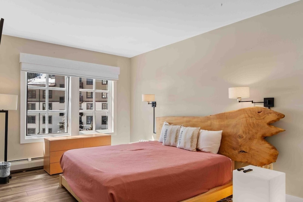 Condo, 3 Bedrooms photo 1