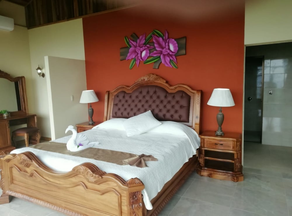 Honeymoon Room