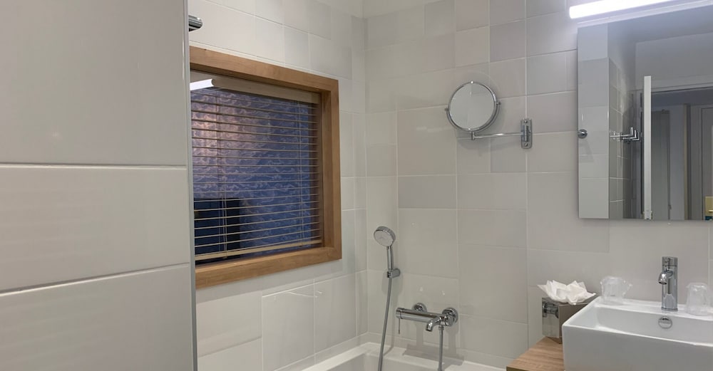 Deluxe Double Room - Photo 2