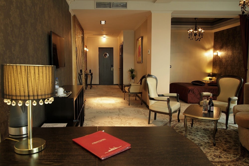 Suite photo 1