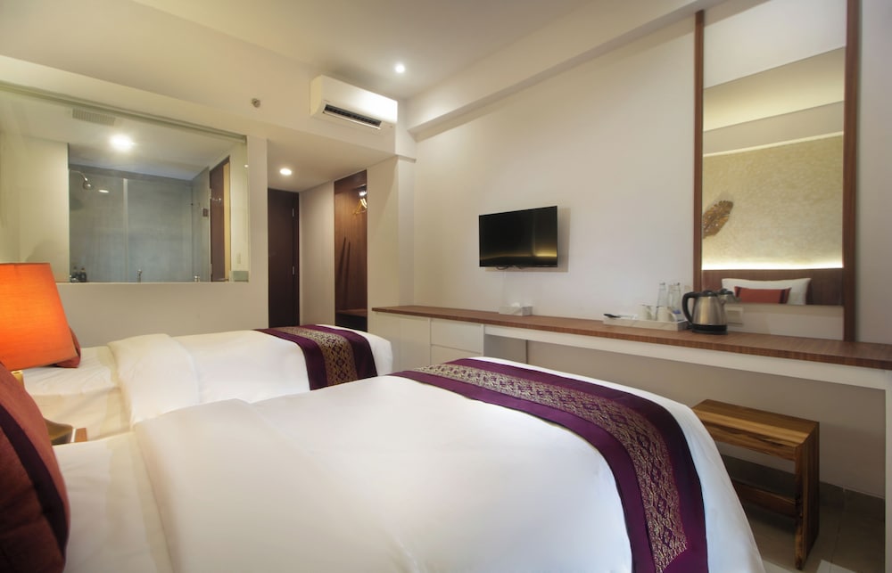 Classic Twin Room - No Balcony photo 2