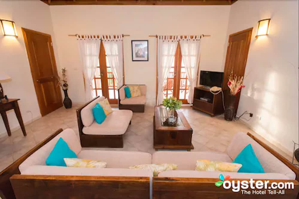 Executive Suite, 1 Bedroom, Kitchen, Marina View