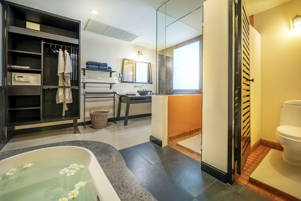 Silver Suite - Photo 8