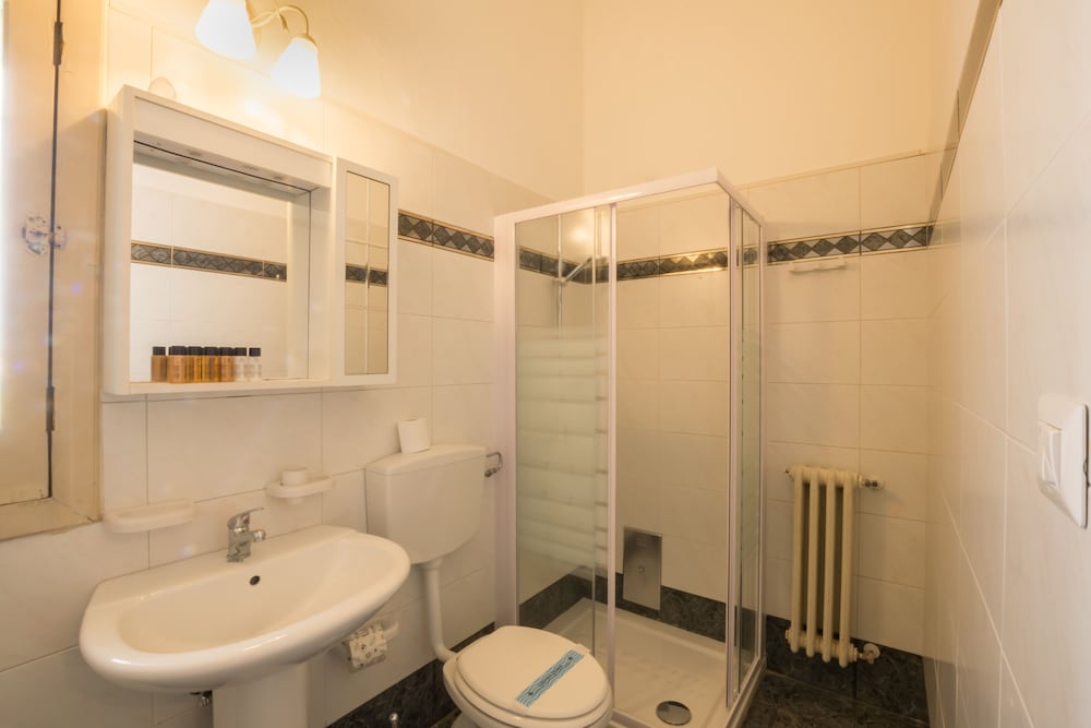 Suite, 2 Bedrooms photo 3