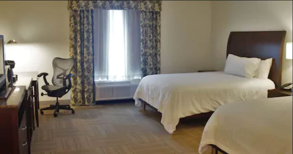 Room, 2 Queen Beds, Accessible - Photo 3