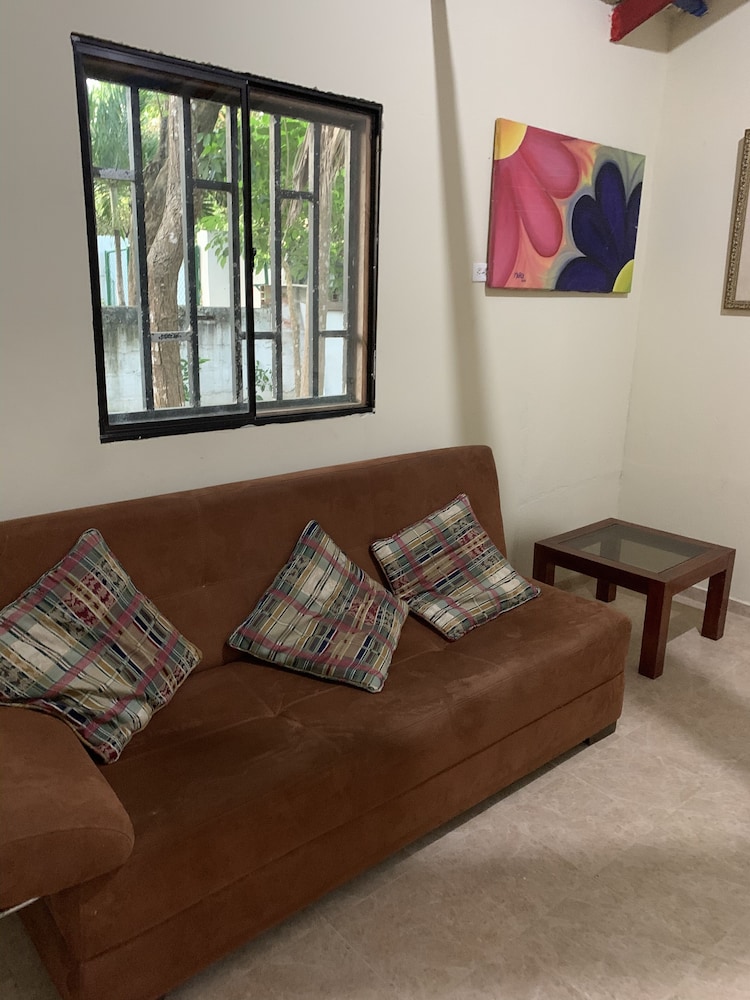 House, 2 Bedrooms, Non Smoking
