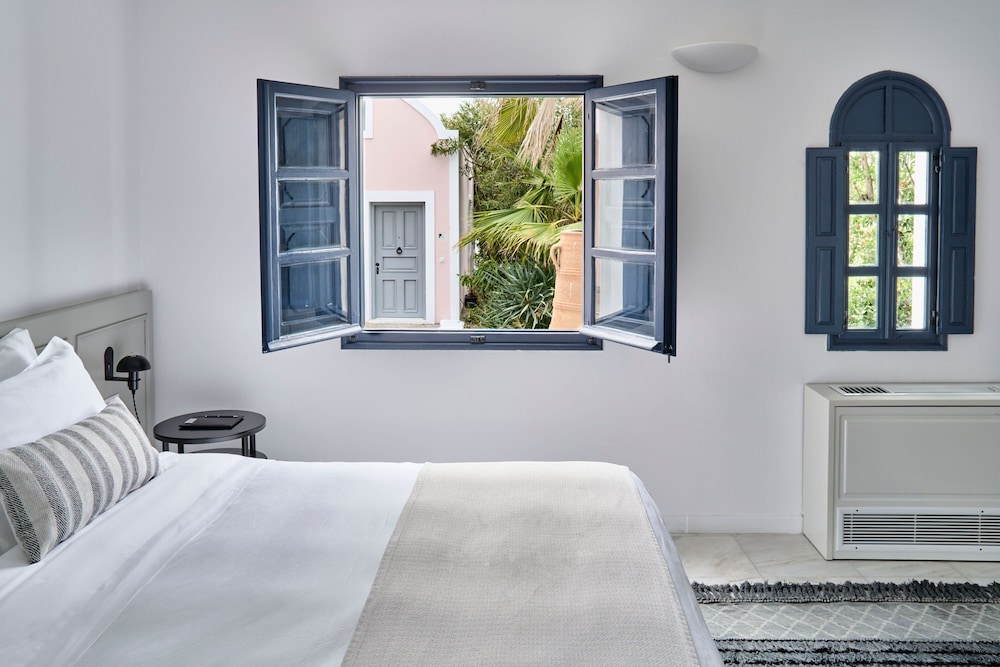Suite, 2 Bedrooms (Balcony) - Photo 3