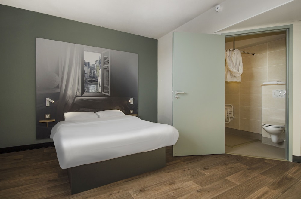 Double Room, Accessible, Non Smoking - Photo 7