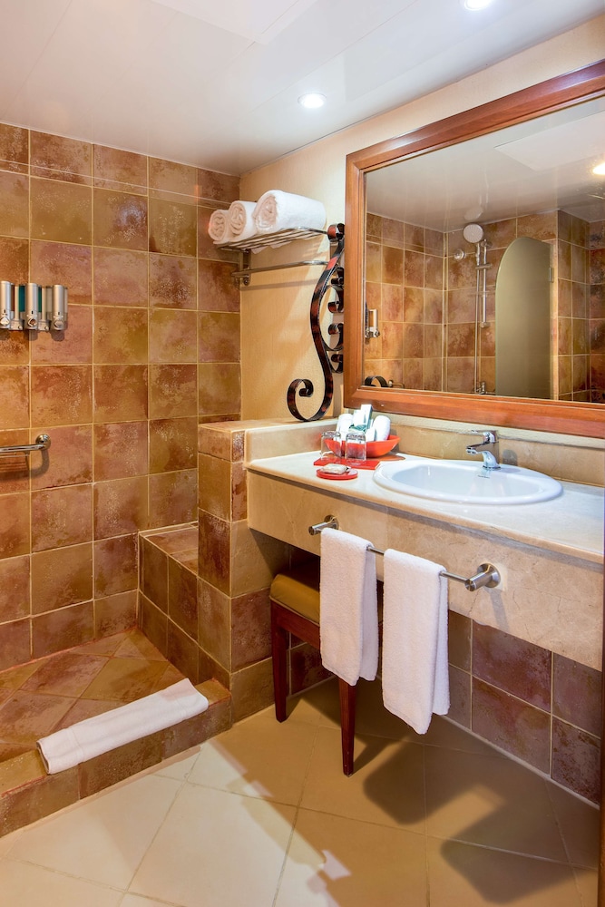 Room, Ocean View - Photo 6