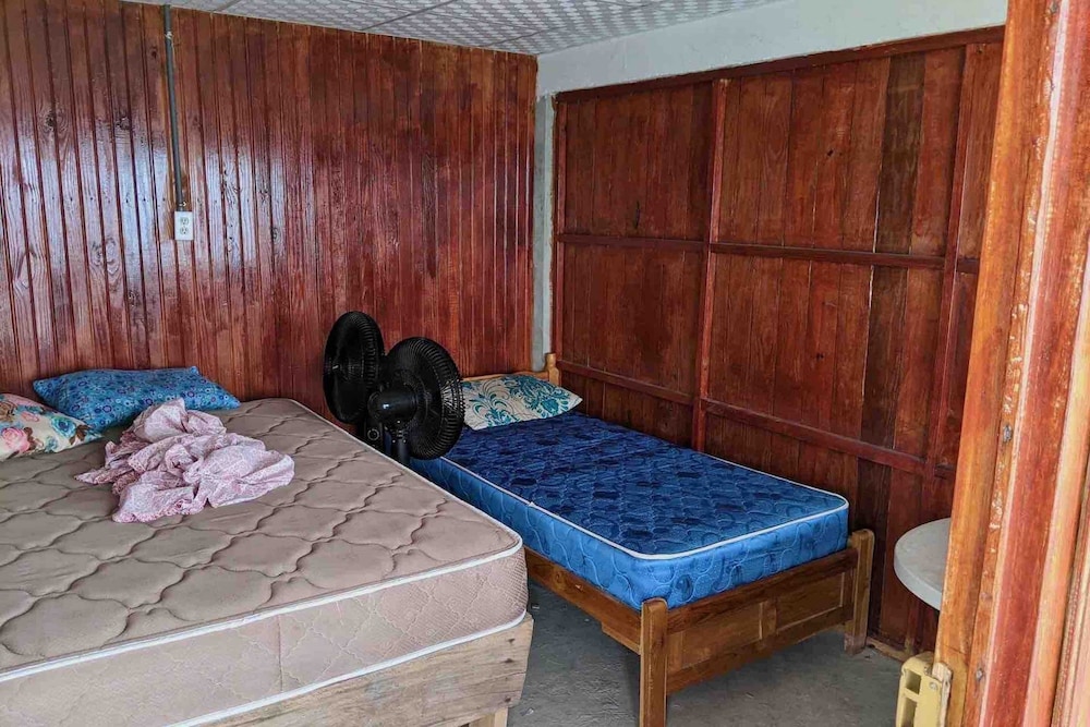 Basic Room, 2 Double Beds photo 1