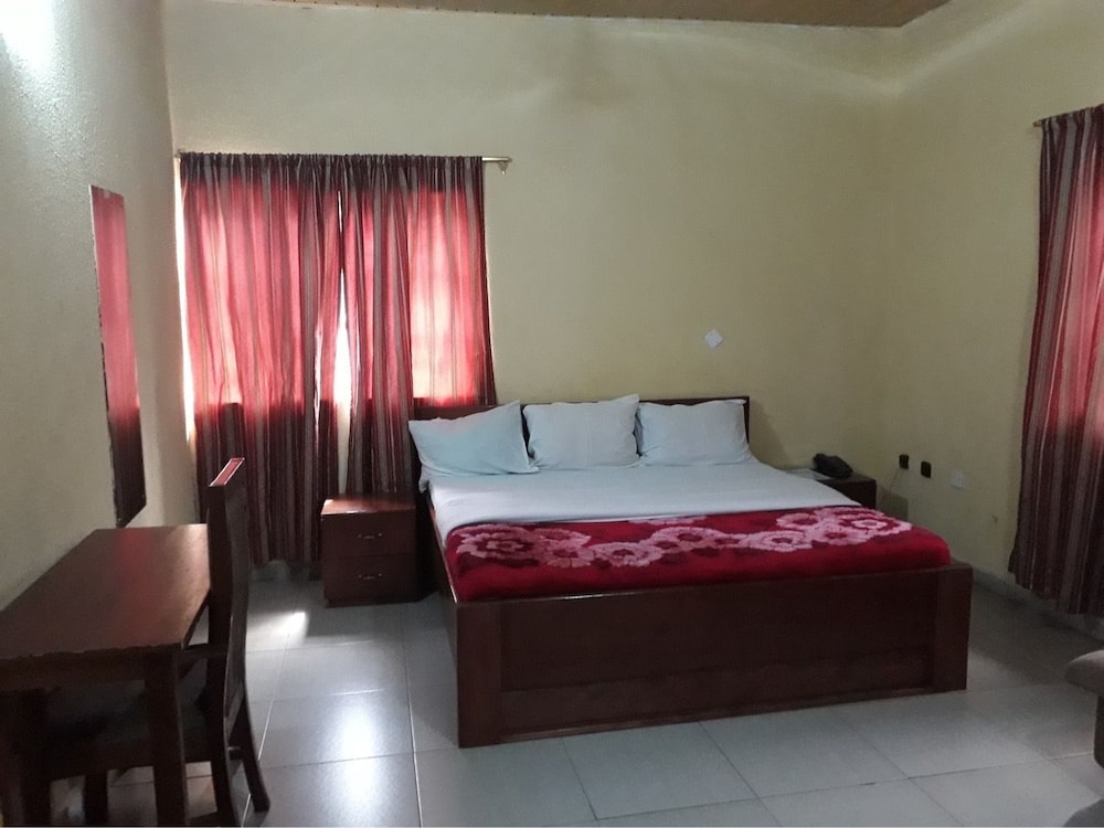 Superior Room, 1 Queen Bed, Non Smoking photo 2