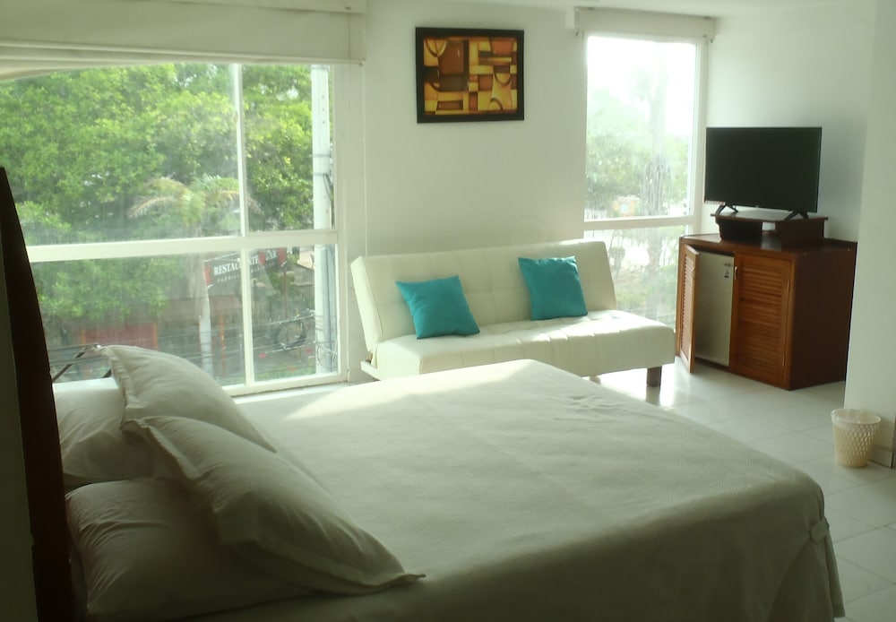 Deluxe Triple Room - Photo 3