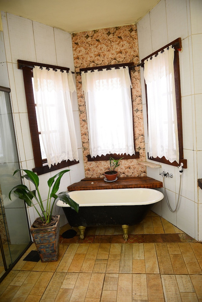 Deluxe Studio - Photo 12