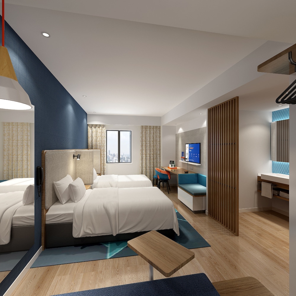 Standard Room, 2 Twin Beds, City View photo 1