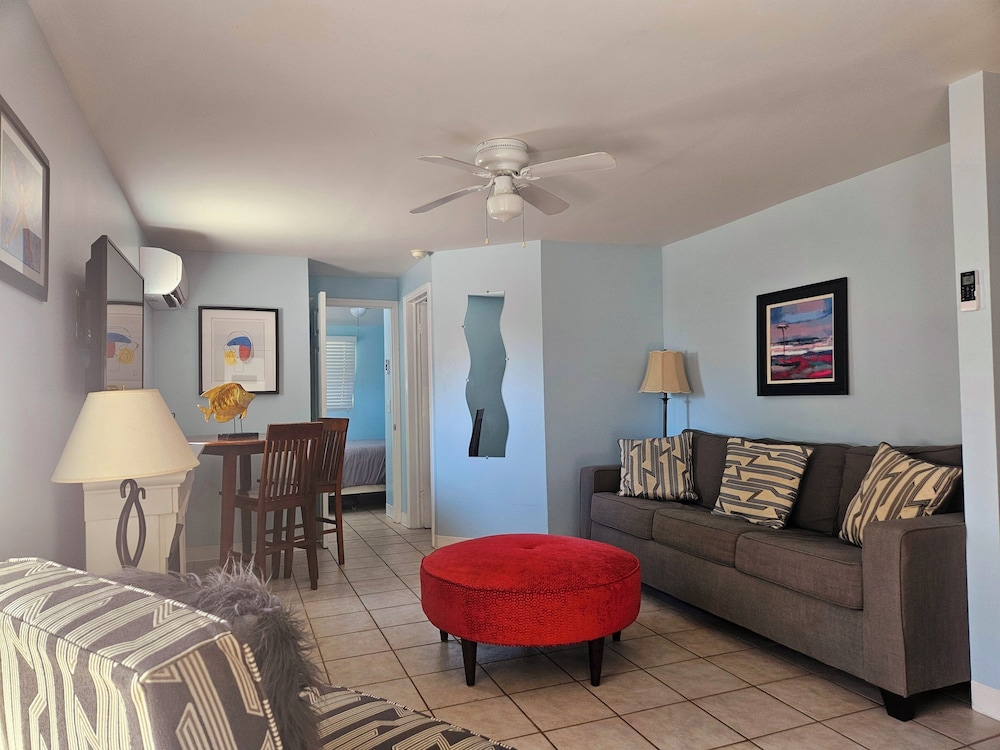 Deluxe Cottage, 1 Bedroom photo 3